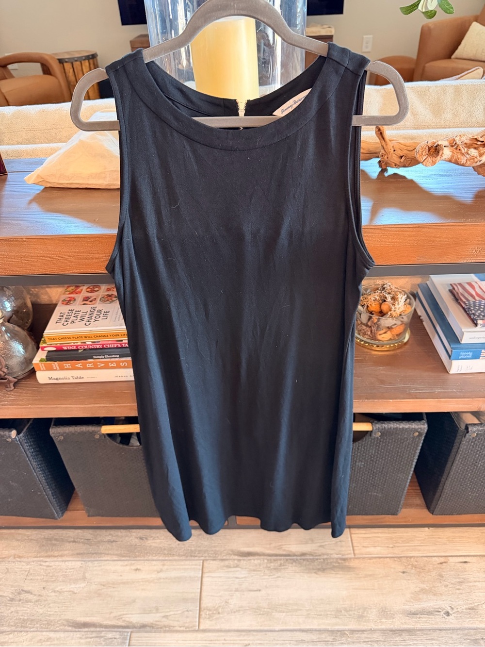 Tommy Bahama Black Sleeveless Tank Top
